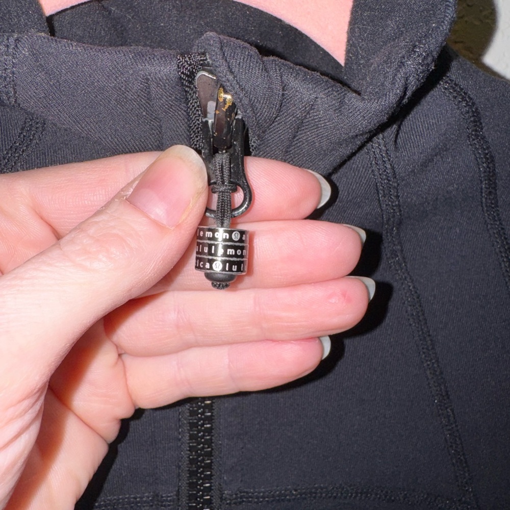 Lululemon Define Jacket - image 4